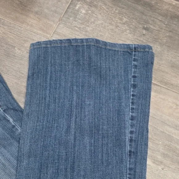 American Eagle Outfitters Blue Wide Leg Jeans - Picture 2 of 5